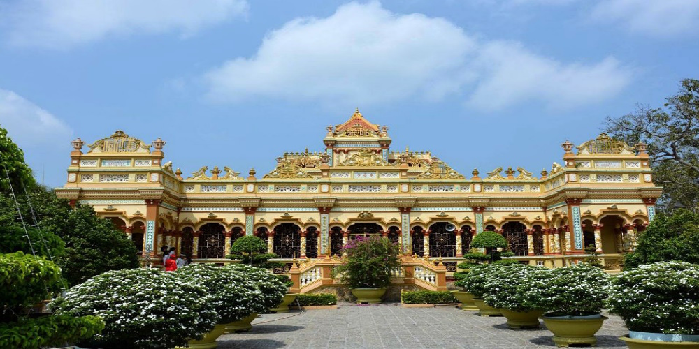 Vinh Trang pagoda Mekong Delta